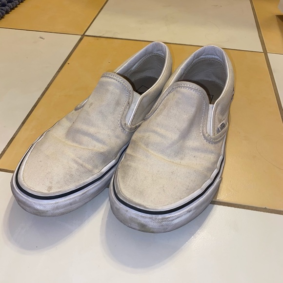 Vans - Picture 2 of 4